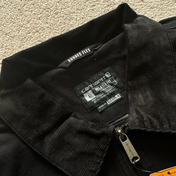 CARHARTT DETROIT JACKET CROP FIT - Picture 2 of 5